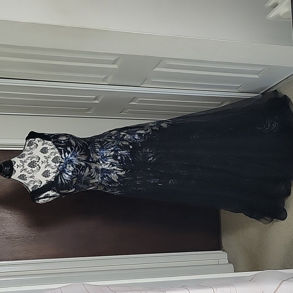 Rickie Freeman For Teri Joh Navy Sleeveless Sequin Embroidered Tulle Gow…